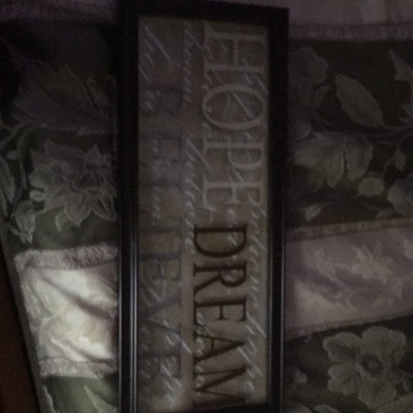 Other - Hope , dream, believe room decor